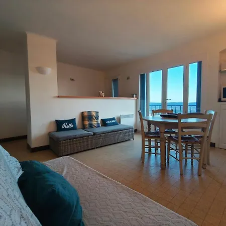 Grilaf - Pour 4 Personnes Au Coeur Du Village De Grimaud